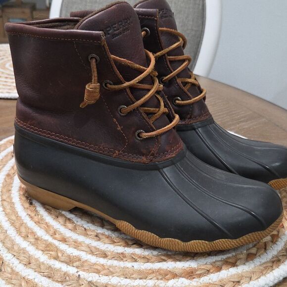 Sperry Saltwater Leather Womans Duck Boot, Size 8 - Picture 4 of 12